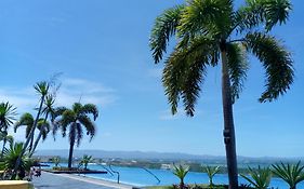 Mactan Newtown 8 Boulevard Deluxe