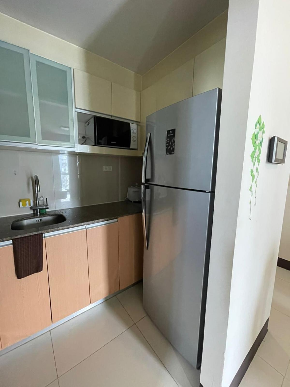 Mactan Newtown 8 Boulevard Deluxe Punta Engano  Exterior photo