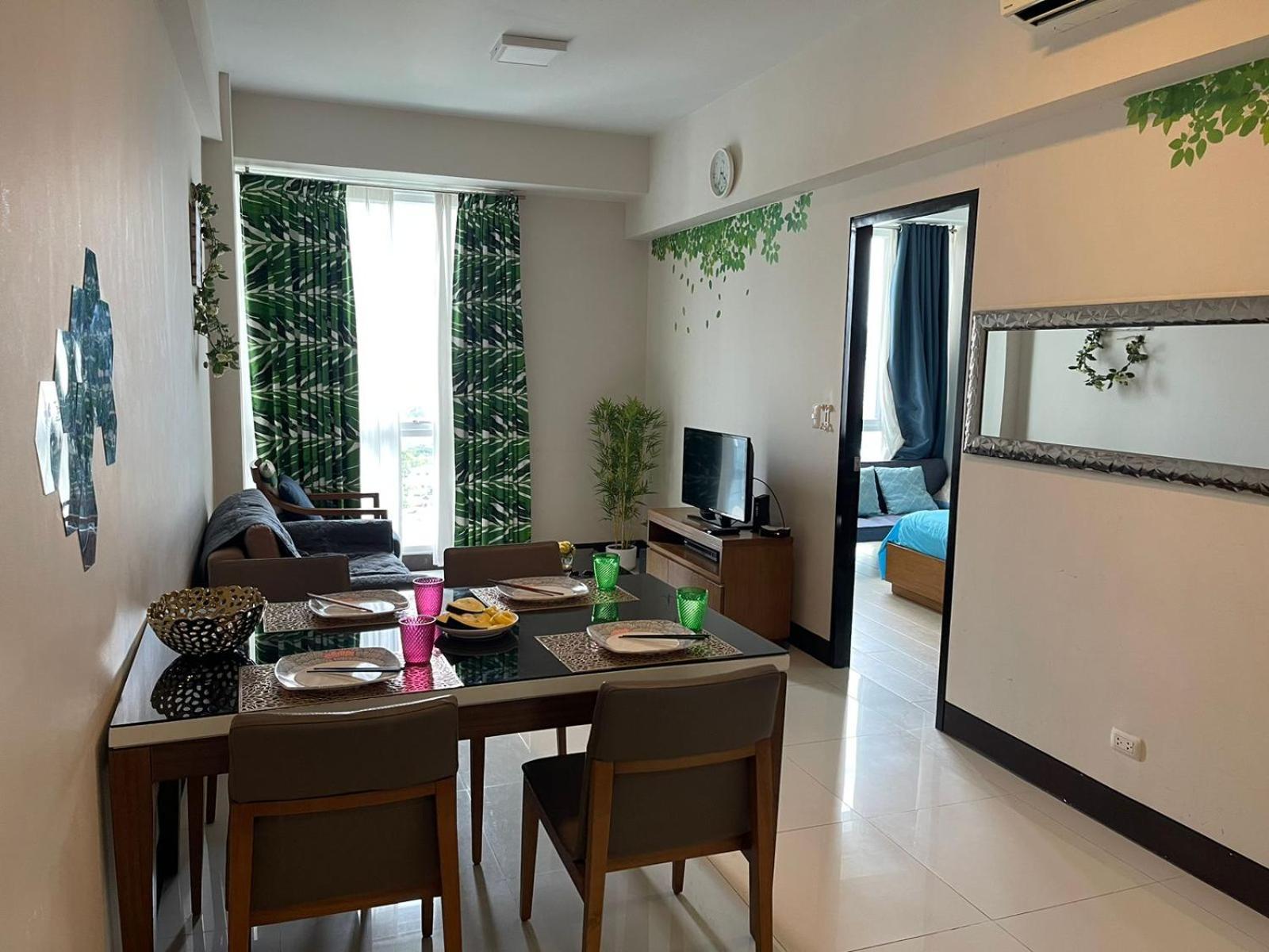 Mactan Newtown 8 Boulevard Deluxe Punta Engano  Exterior photo